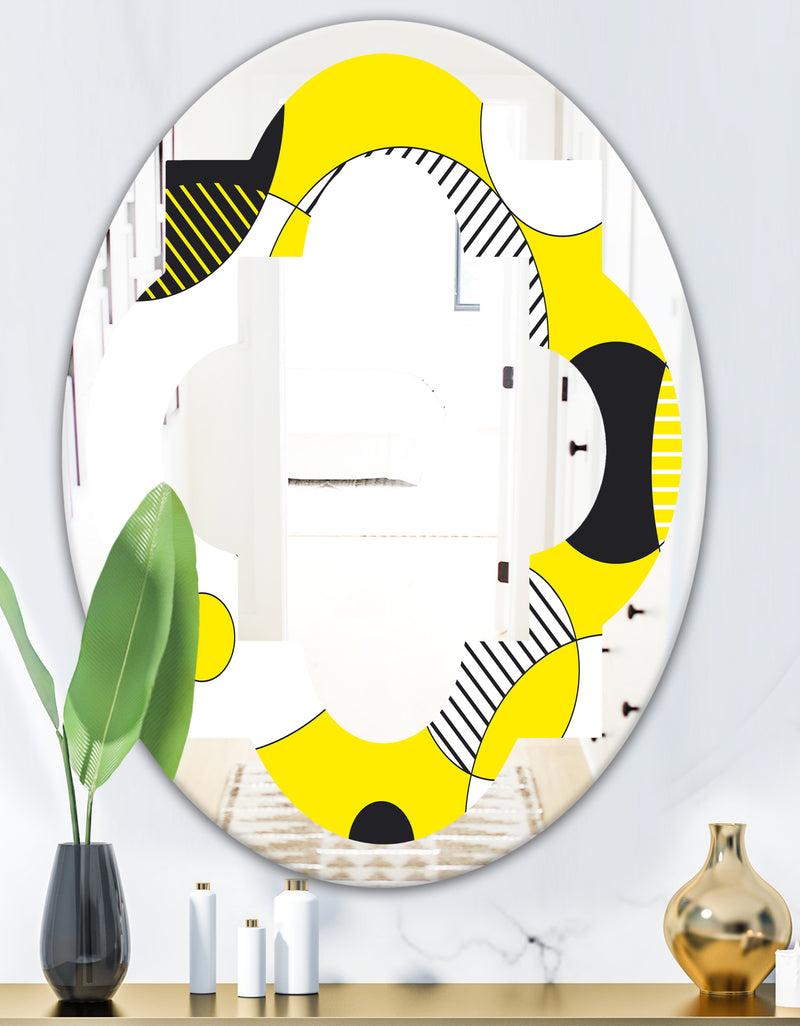 DesignQ Circular Abstract Retro Geometric I - Modern Round Or Oval Wall Mirror - Quatrefoil