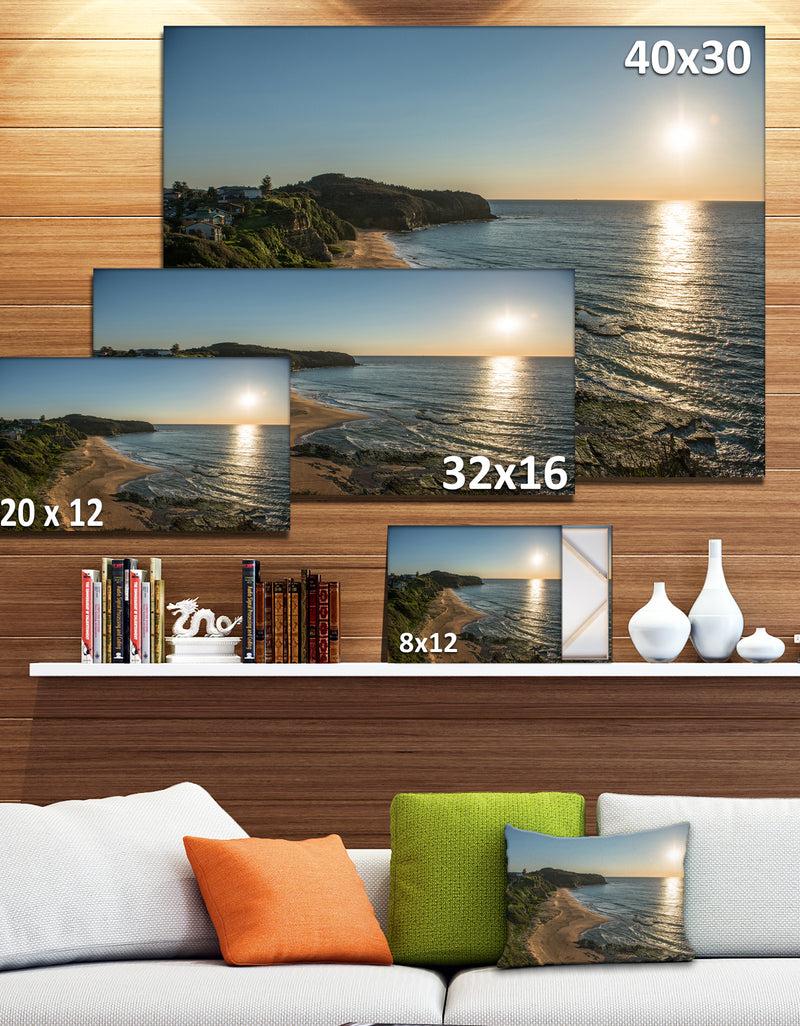 DesignQ Clam Sea Waters At Sydney Beach - Large Seashore Canvas Print