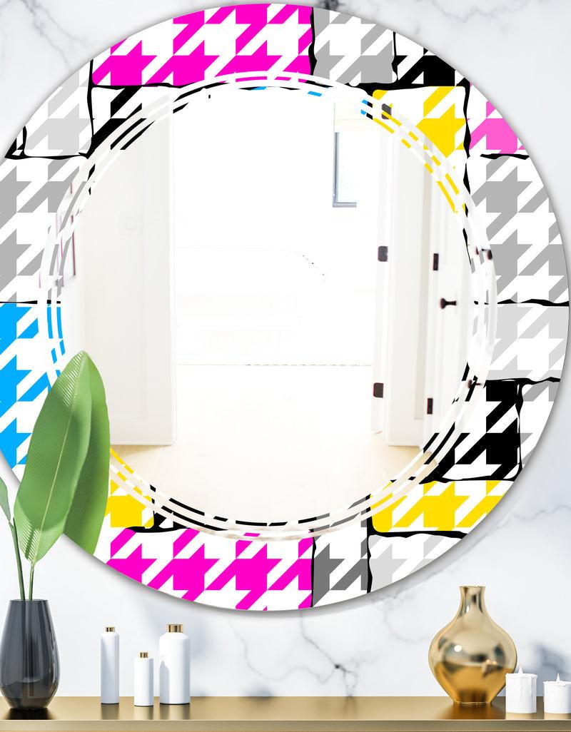 DesignQ Classic Hounds - Modern Round or Oval Wall Mirror - Triple C