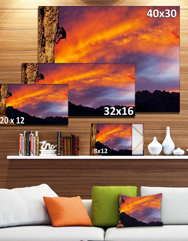 DesignQ Climber On Sunset Background - Extra Large Landscape Canvas Art