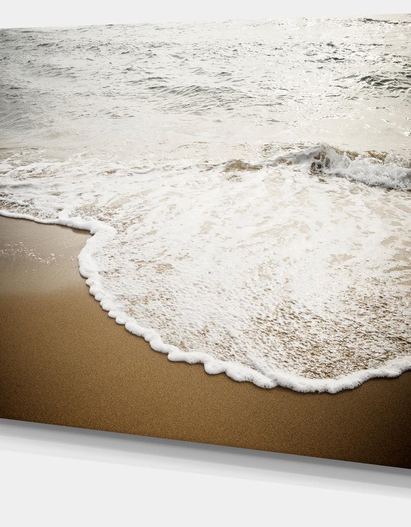 DesignQ Close-up Waves In Mediterranean Sea - Contemporary Seascape Art Canvas