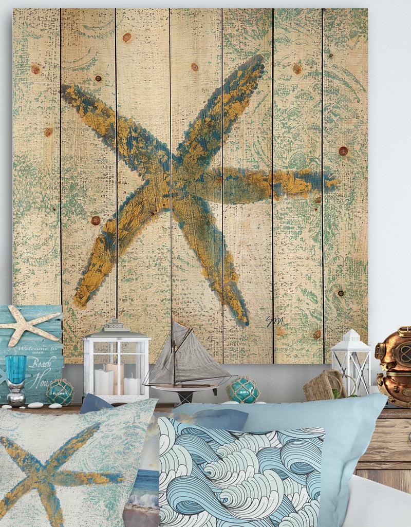 DesignQ Coastal Pastel seashells III - Vintage Nautical Print on Natural Pine Wood