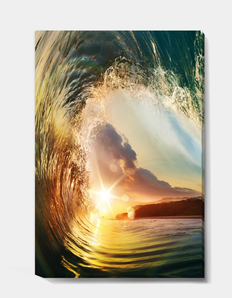 DesignQ Colored Ocean Waves Falling Down V - Modern Seashore Canvas Art
