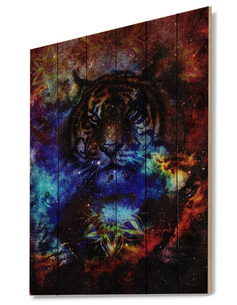 DesignQ Colorful Tiger Collage - Animal Print On Natural Pine Wood