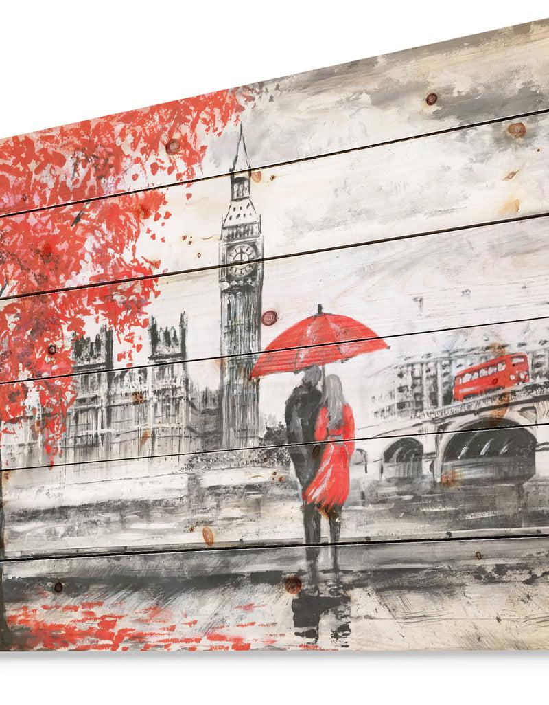 DesignQ Couples Walking In London - Landscape Print On Natural Pine Wood