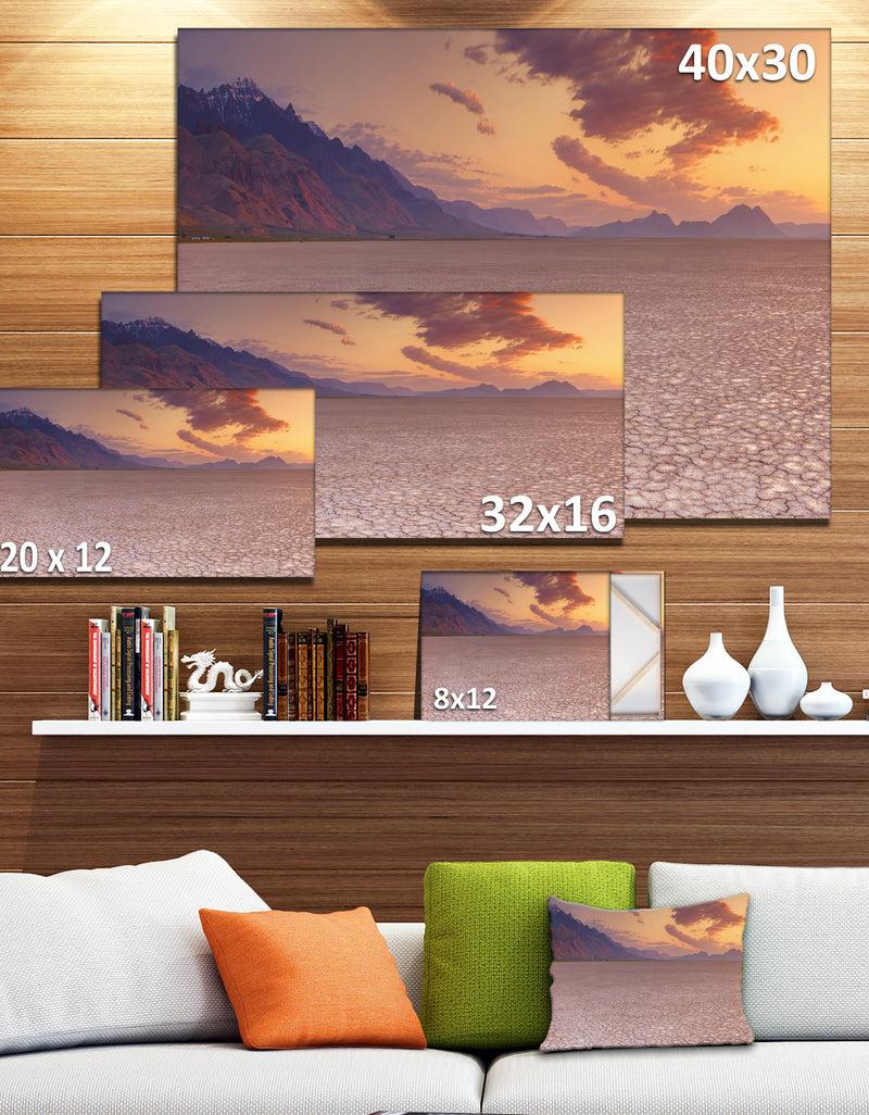 DesignQ Cracked Earth In Alvord Desert - Landscape Wall Art On Canvas