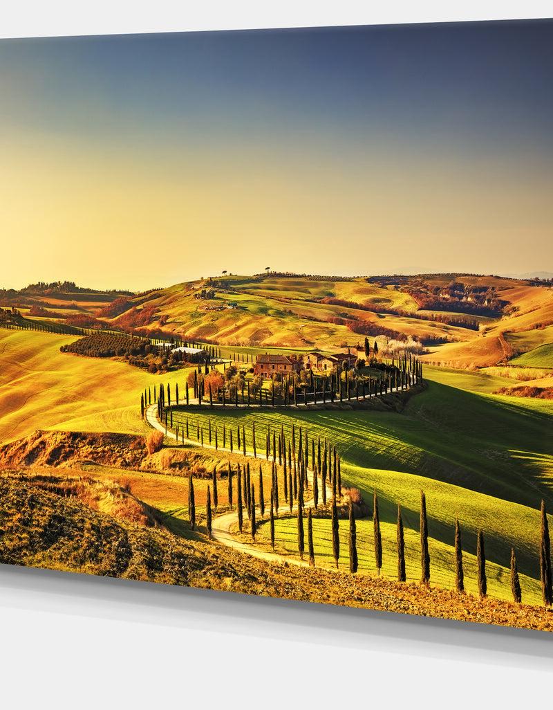 DesignQ Crete Senesi Rural Landscape Tuscany - Oversized Landscape Wall Art Print