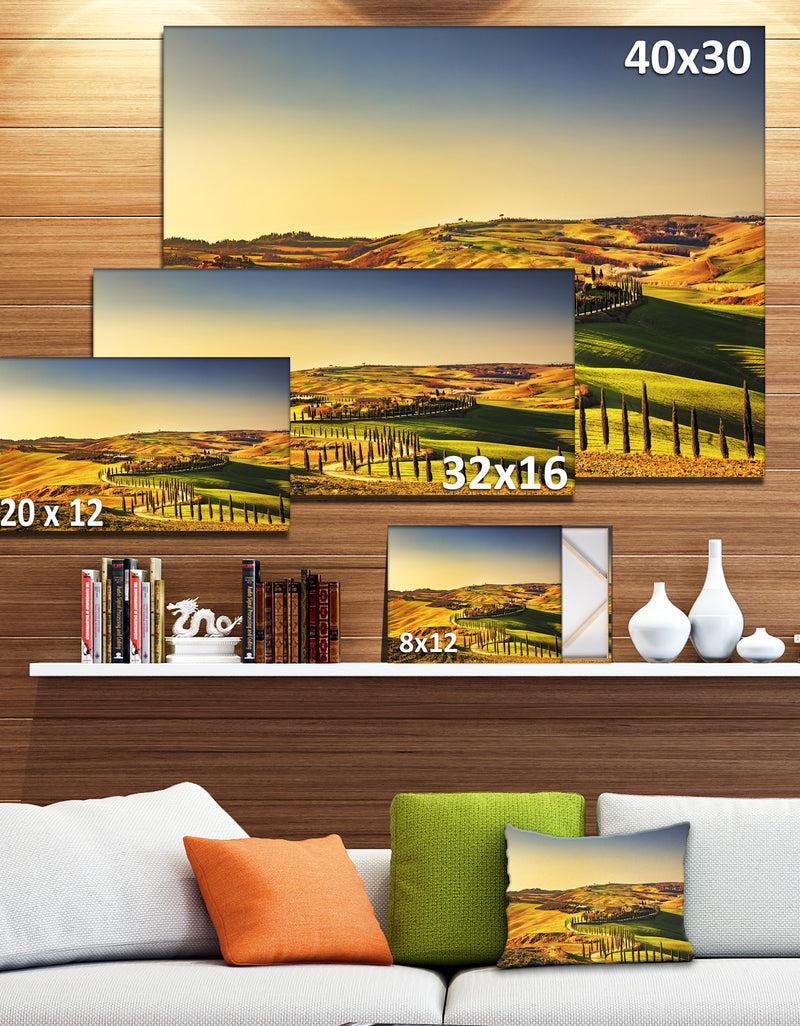 DesignQ Crete Senesi Rural Landscape Tuscany - Oversized Landscape Wall Art Print