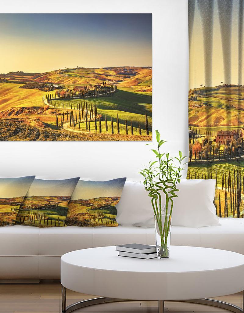 DesignQ Crete Senesi Rural Landscape Tuscany - Oversized Landscape Wall Art Print