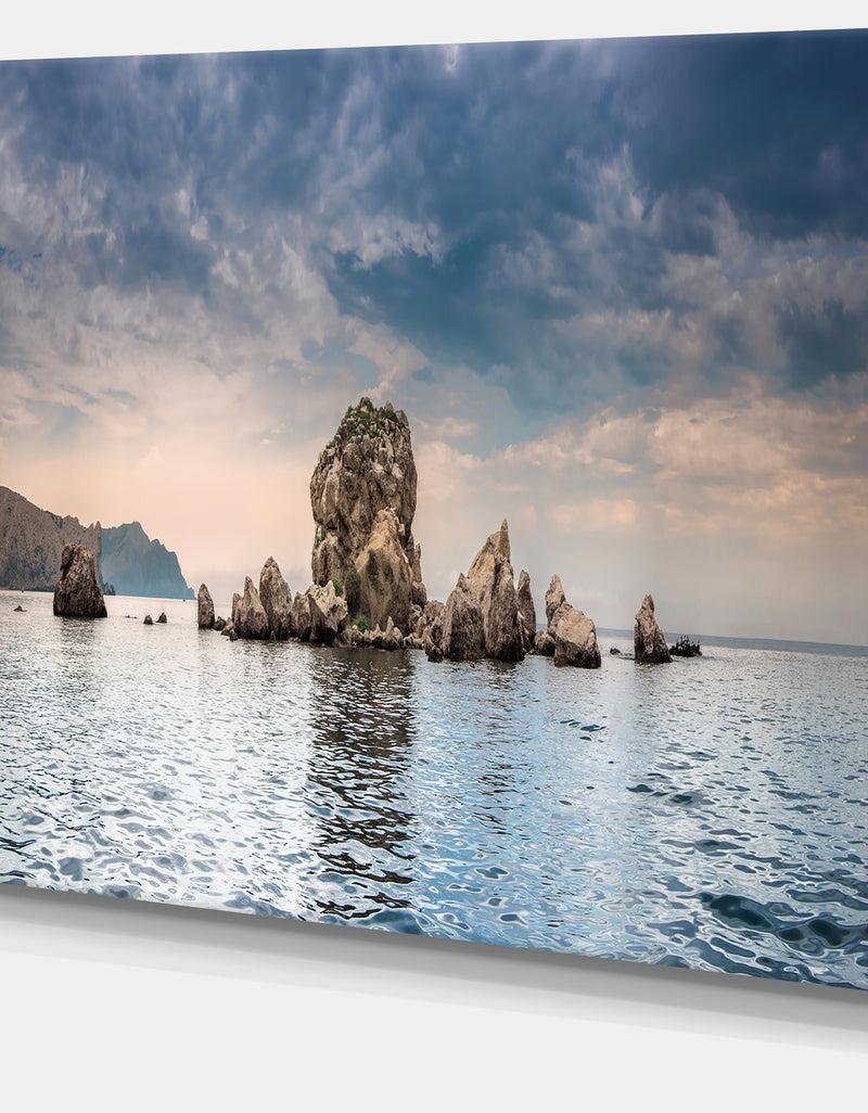 DesignQ Crimean Peninsula Seashore Panorama - Contemporary Seascape Art Canvas