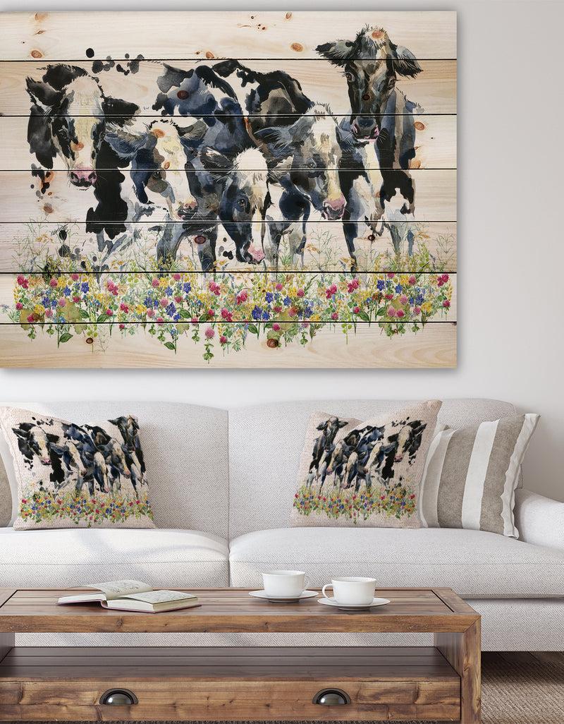 DesignQ Dairy cow on the field watercolor illustration. - Farmhouse Animal Painting Print on Natural Pine Wood