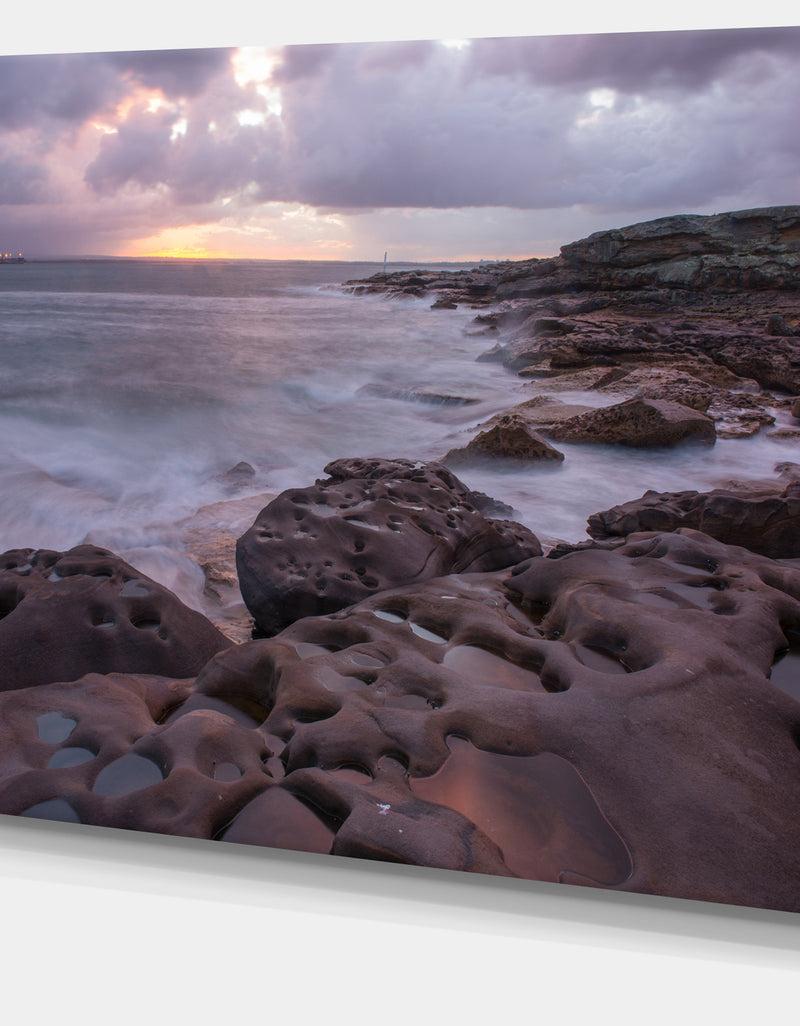 DesignQ Dark Australian Seashore With Large Rocks - Large Seashore Canvas Print