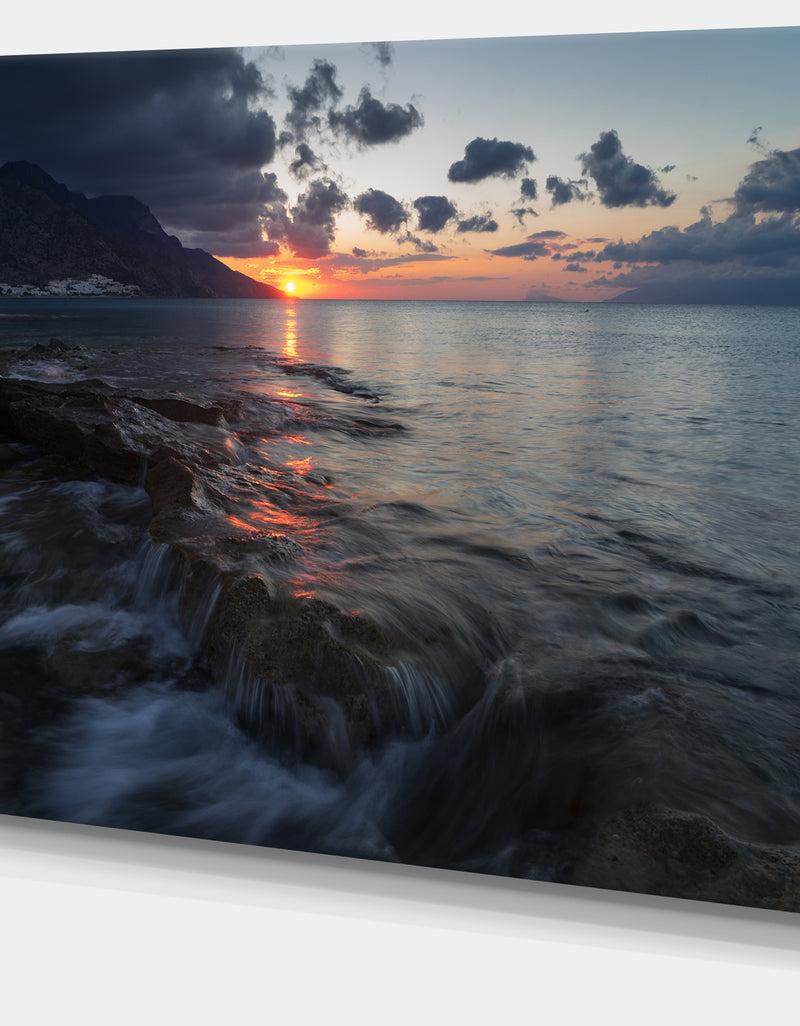 DesignQ Dark Mediterranean Beach Dawn - Modern Seashore Canvas Art