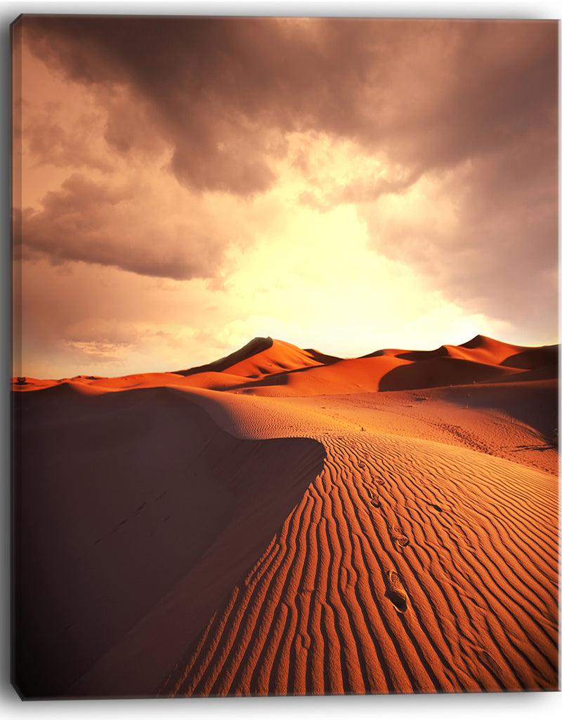 DesignQ Desert Dunes Under Cloudy Sky - Modern Landscape Wall Art Canvas