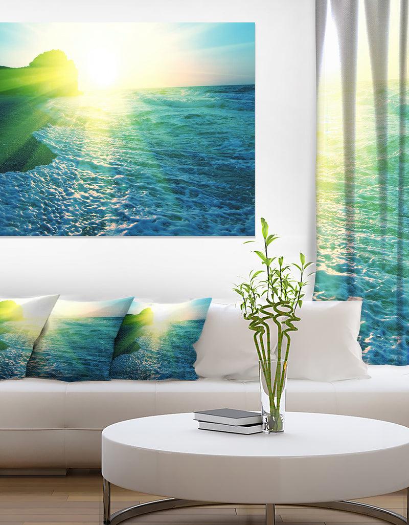 DesignQ Foaming Blue Waves - Seashore Canvas Art