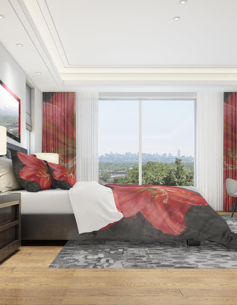 DesignQ Vivid Red Lily III - Shabby Duvet Cover Set