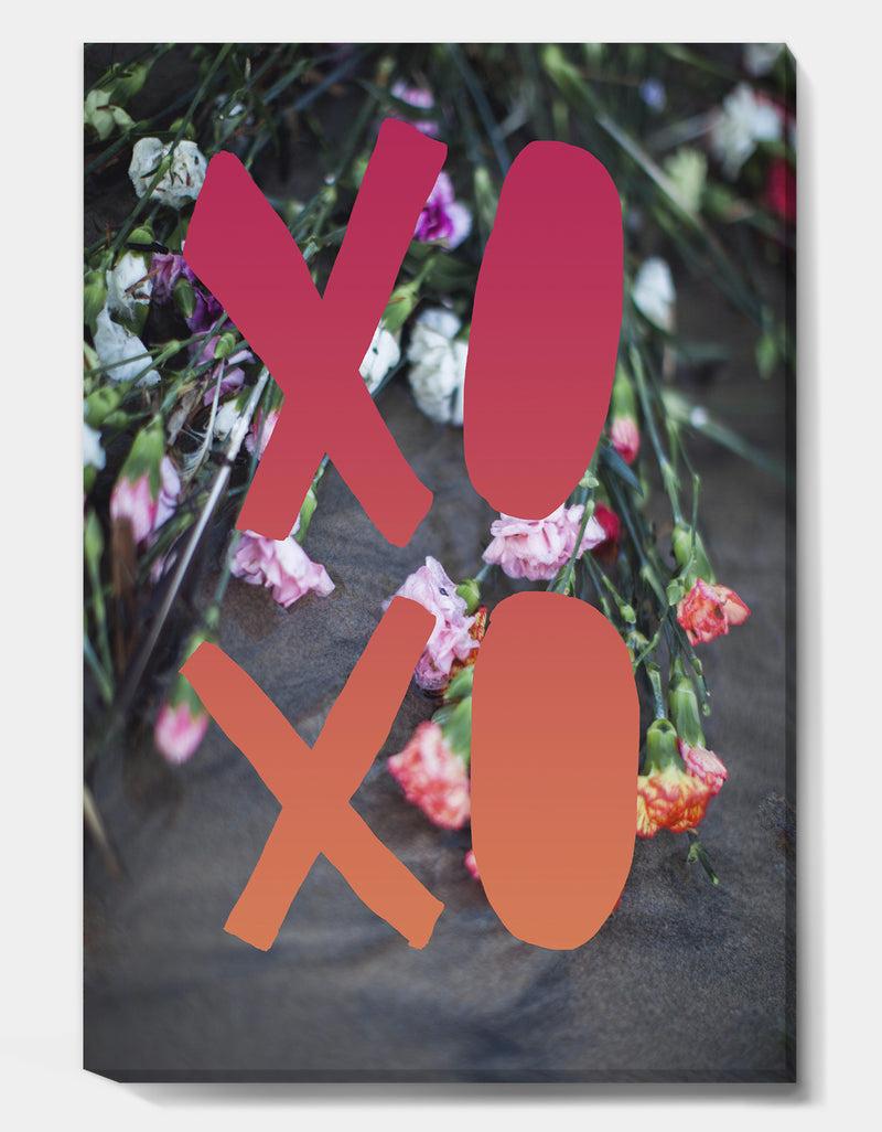 DesignQ Xoxo - Cottage Premium Canvas Wall Art