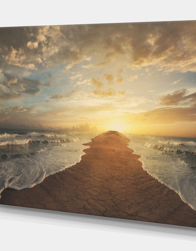 DesignQ Devided Ocean In Sunset - Sea & Shore Photography On Wrapped Canvas