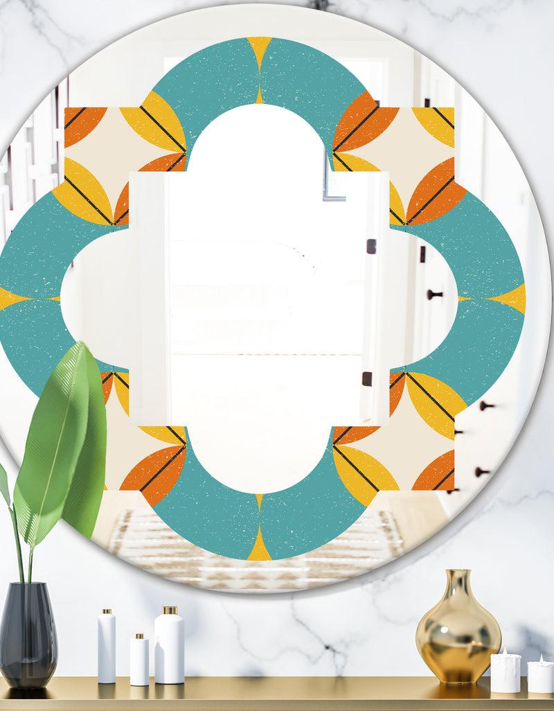 DesignQ Diamond Retro IV - Cottage Round or Oval Wall Mirror - Quatrefoil