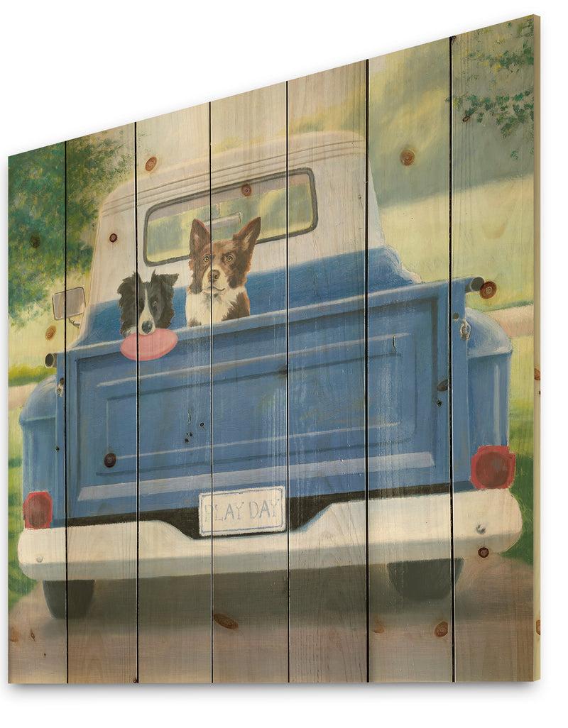 DesignQ Dogs Play Day - Traditional Print On Natural Pine Wood