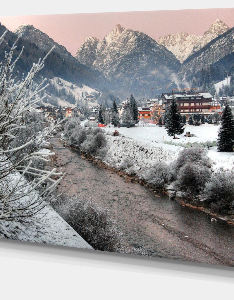 DesignQ Dolomites Winter Italy - Landscape Photo Canvas Print