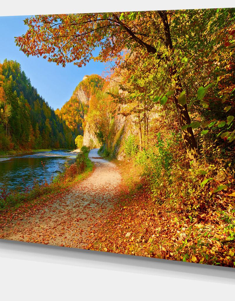 DesignQ Dunajec River Gorge In Autumn - Landscape Large Wall Art