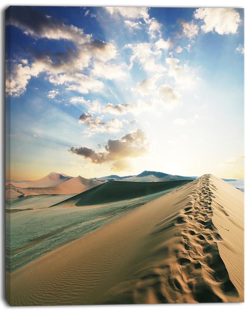 DesignQ Fantastic View Of Desert Dunes - Landscape Print Wall Art