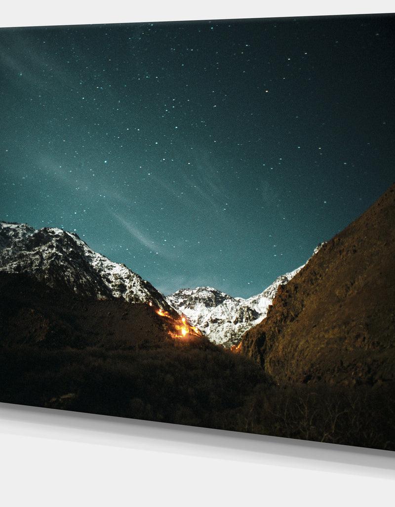 DesignQ Fire In Rugged Mountains - Large Landscape Canvas Art Print