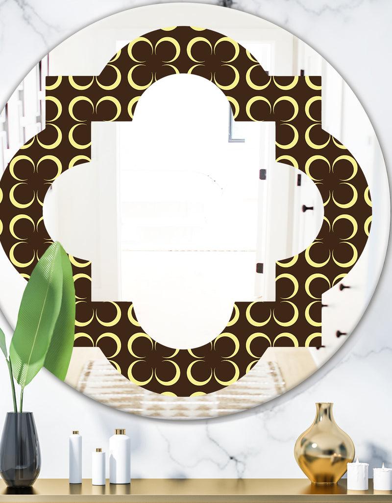 DesignQ Floral Retro Pattern II - Modern Round or Oval Wall Mirror - Quatrefoil