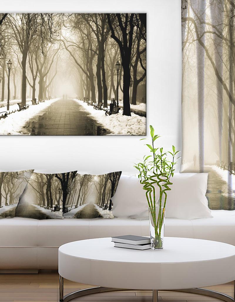 DesignQ Fog in Alley Vintage Style - Landscape Photo Canvas Print