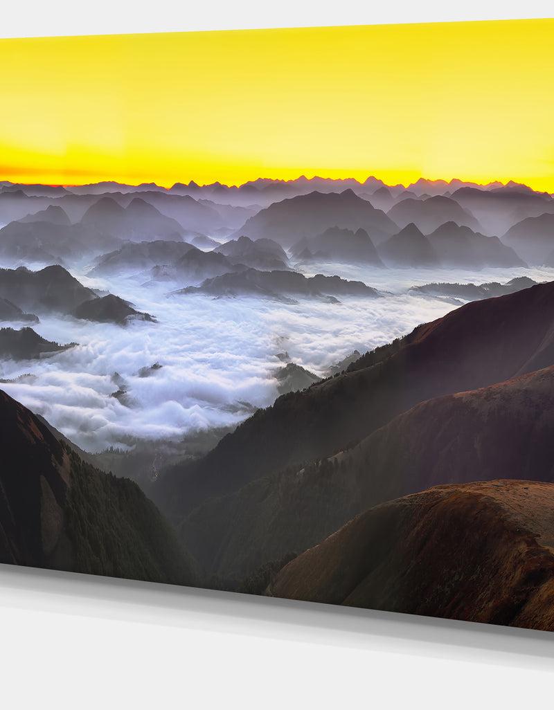DesignQ Foggy Sunrise Over Mountains - Landscape Wall Art Canvas Print