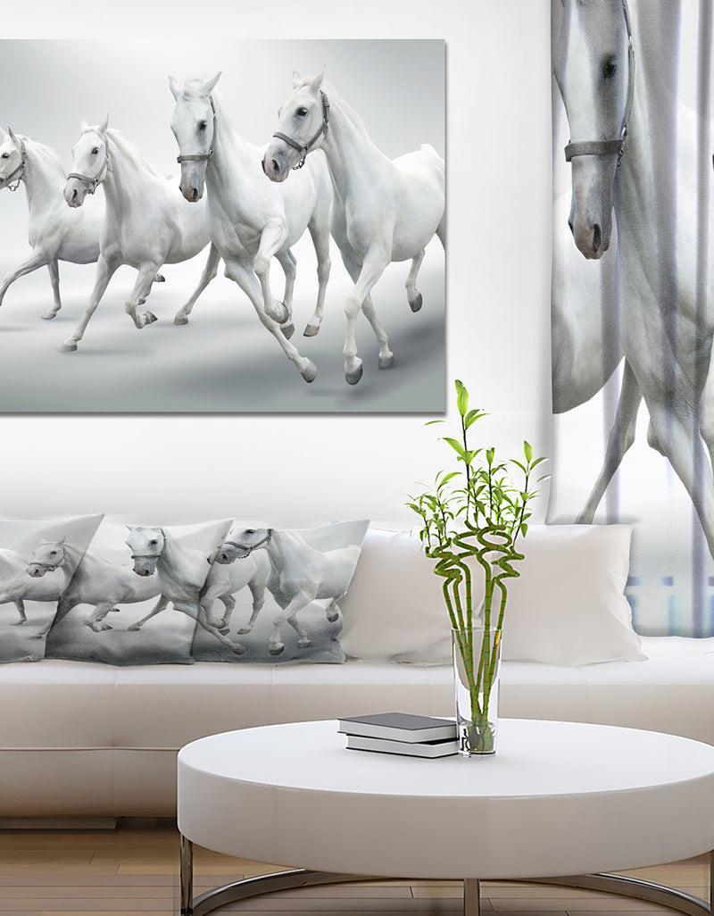DesignQ Four White Horses - Farmhouse Animals Photographic on wrapped Canvas
