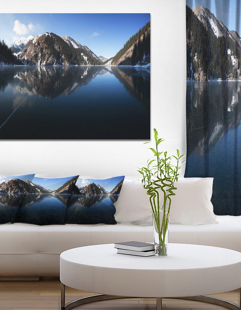 DesignQ Frozen Mountain Lake Pano - Landscape Wall Artwork
