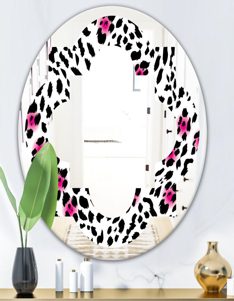 DesignQ Glam Leopard Pattern - Modern Round Or Oval Wall Mirror - Quatrefoil