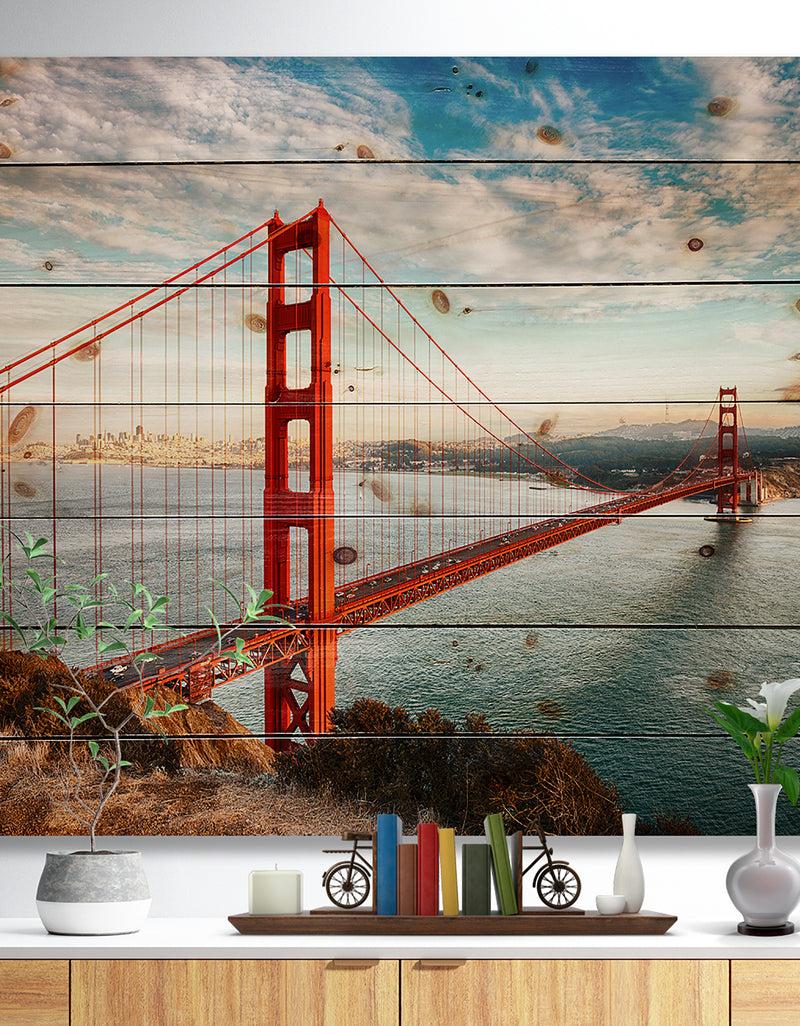 DesignQ Golden Gate Bridge in San Francisco - Sea Bridge Print on Natural Pine Wood