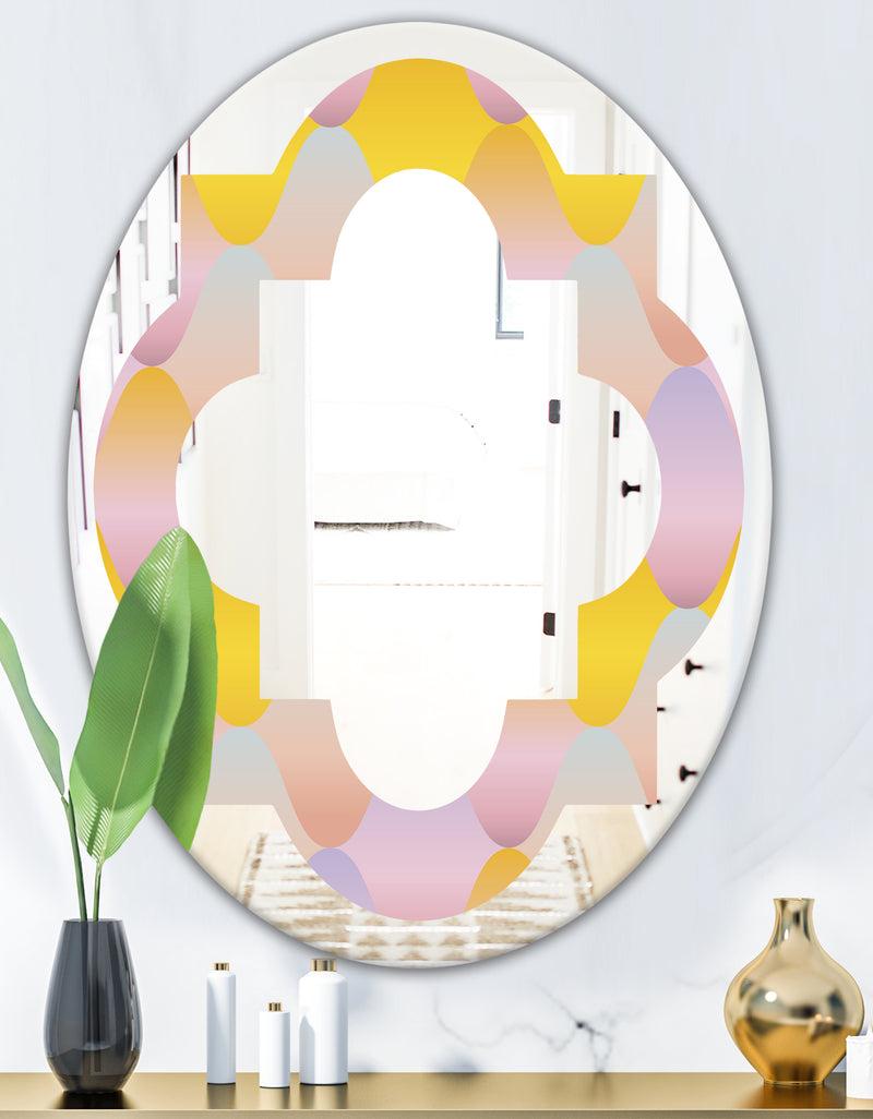 DesignQ Golden Geometrical Diamond Pattern II - Modern Round Or Oval Wall Mirror - Quatrefoil
