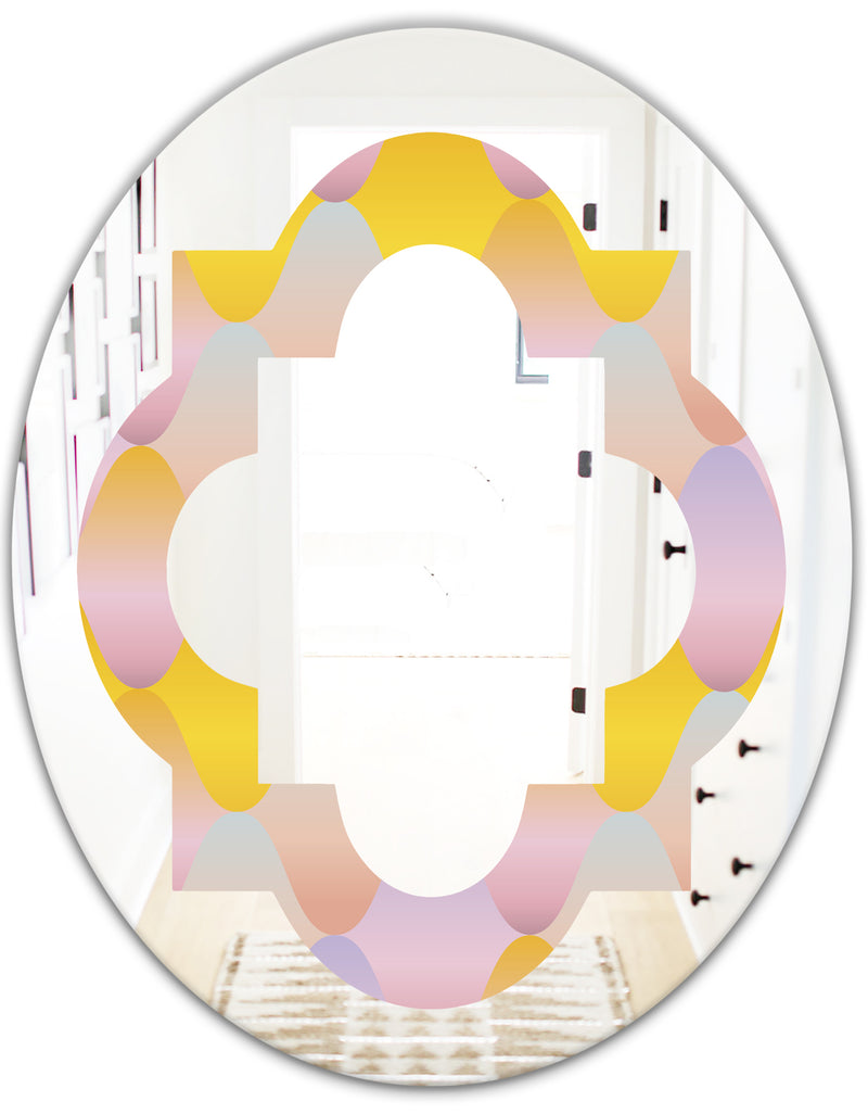 DesignQ Golden Geometrical Diamond Pattern II - Modern Round Or Oval Wall Mirror - Quatrefoil