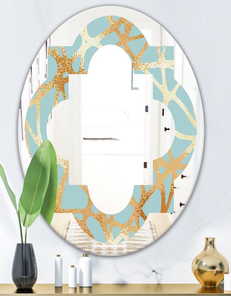 DesignQ Golden Luxury Metallic Geometrics IV - Modern Round Or Oval Wall Mirror - Quatrefoil