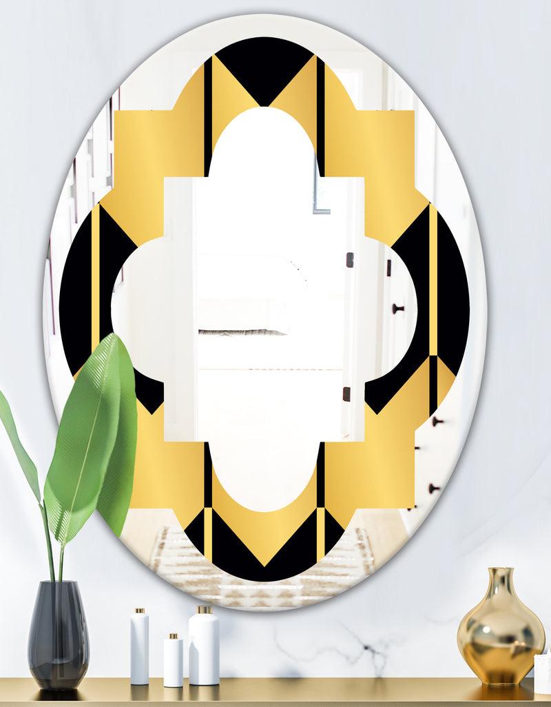 DesignQ Golden Luxury Metallic Geometrics V - Modern Round Or Oval Wall Mirror - Quatrefoil
