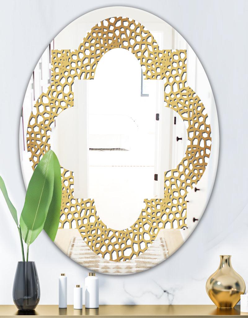DesignQ Golden Maze - Modern Round Or Oval Wall Mirror - Quatrefoil