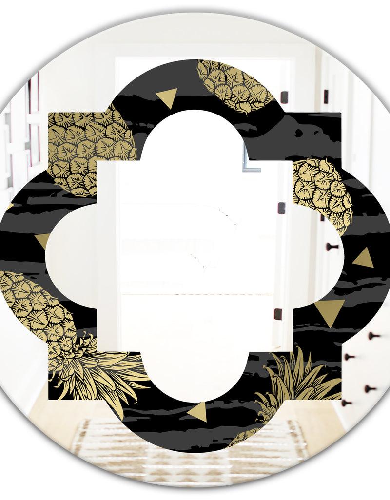 DesignQ Golden Pineapple On Black - Modern Round Or Oval Wall Mirror - Quatrefoil