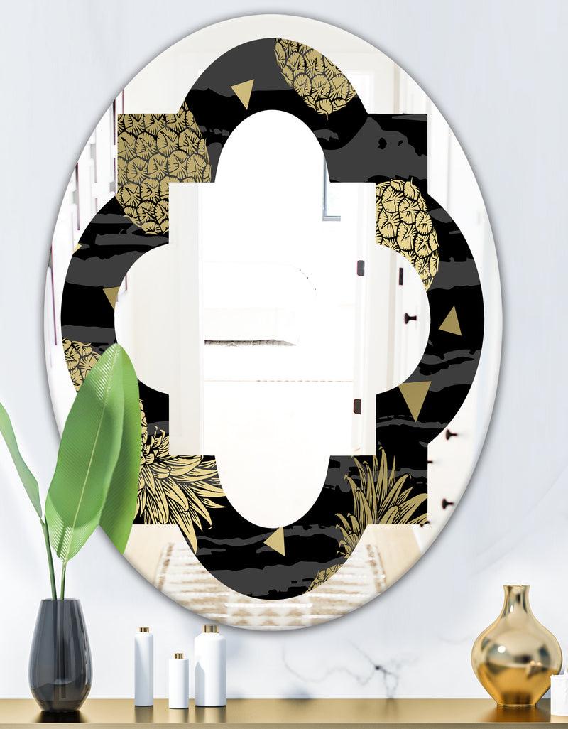 DesignQ Golden Pineapple On Black - Modern Round Or Oval Wall Mirror - Quatrefoil