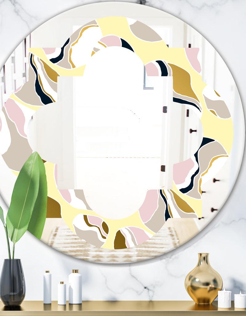 DesignQ Golden River Stones - Modern Round or Oval Wall Mirror - Quatrefoil