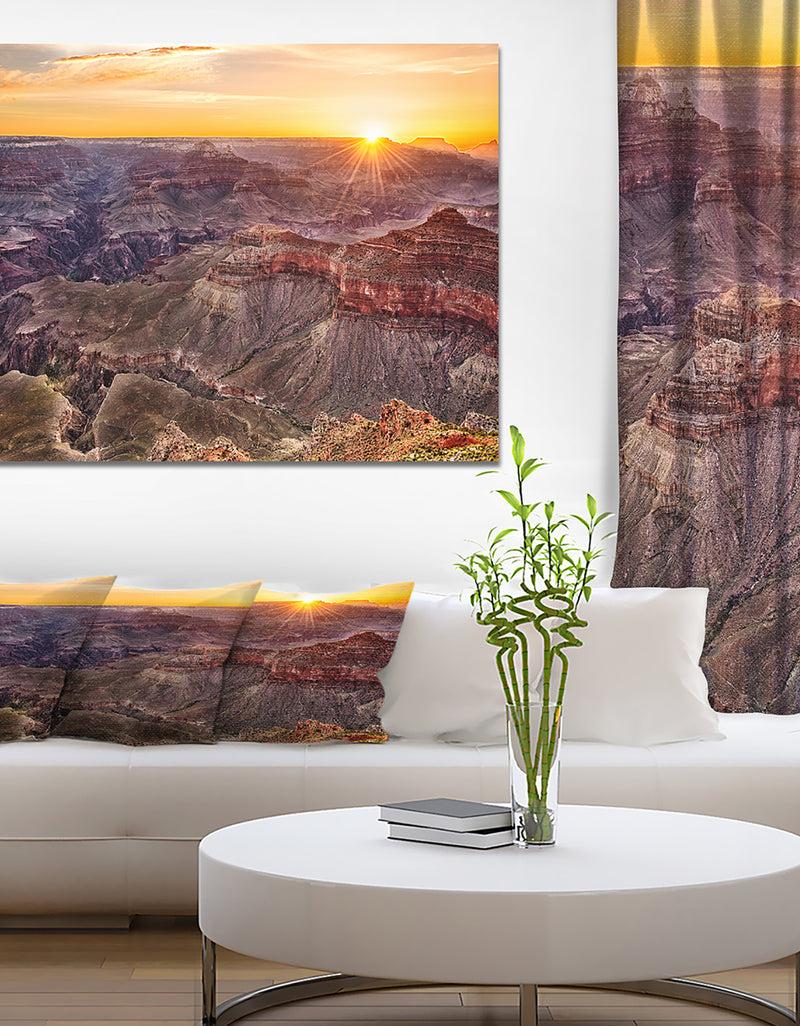 DesignQ Grand Canyon at dusk - Landscapes Photography on wrapped canvas
