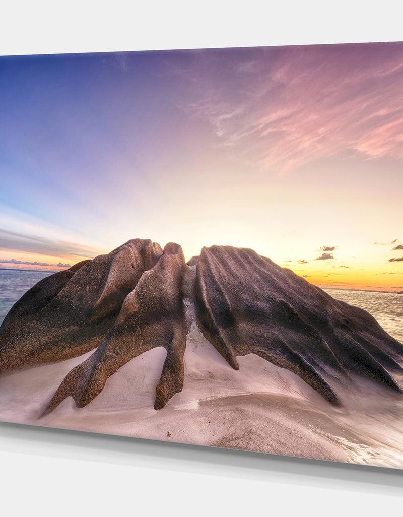 DesignQ Granite Boulders In Sand Beach - Sea & Shore Photographic On Wrapped Canvas