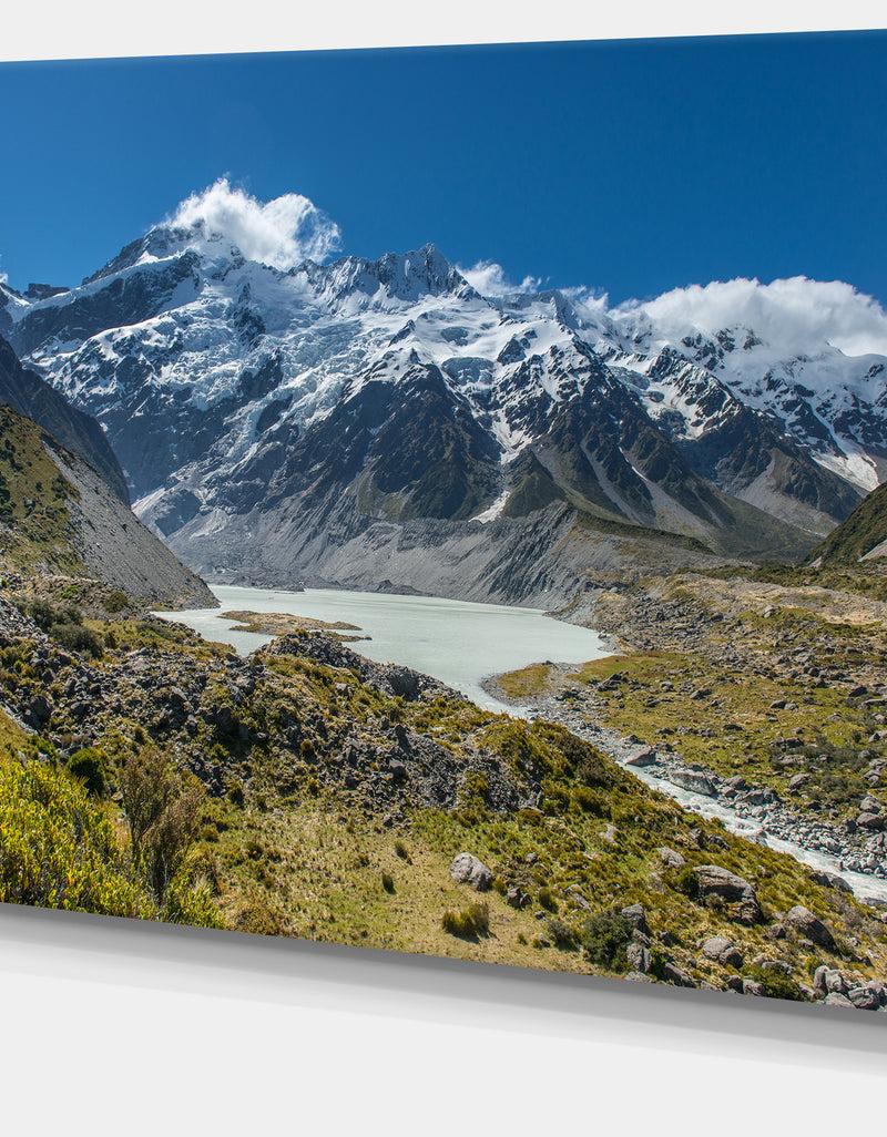 DesignQ Green And White Mountains New Zealand - Landscape Art Print Canvas