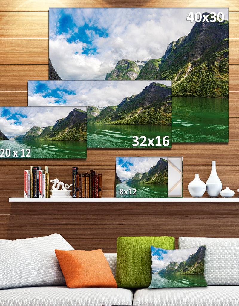 DesignQ Green Lake Sognefjord Norway - Landscape Canvas Wall Artwork