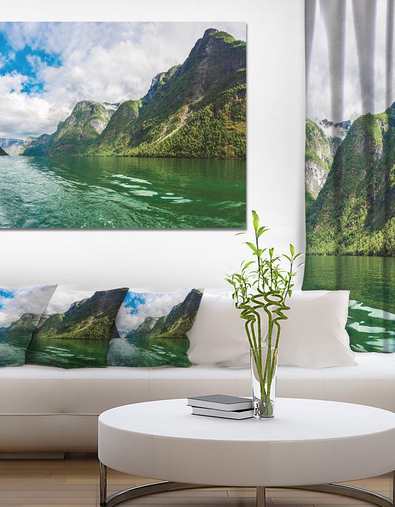 DesignQ Green Lake Sognefjord Norway - Landscape Canvas Wall Artwork