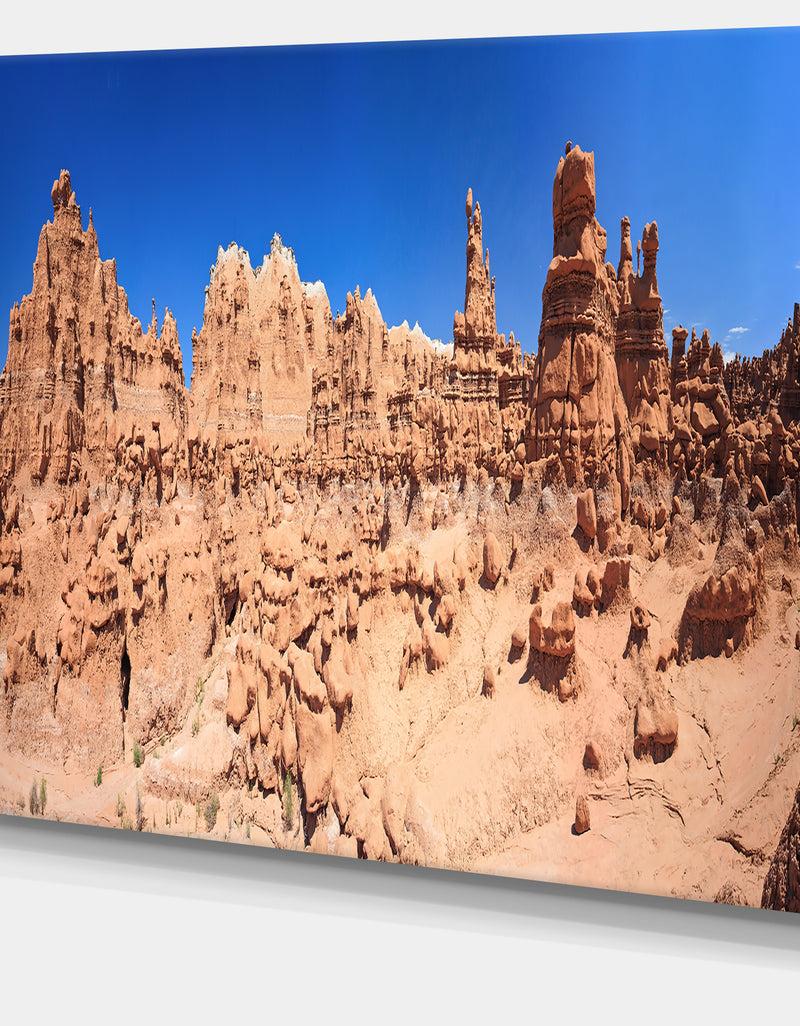 DesignQ Hoodoo Rock Pinnacles In Goblin Valley - Landscape Art Print Canvas