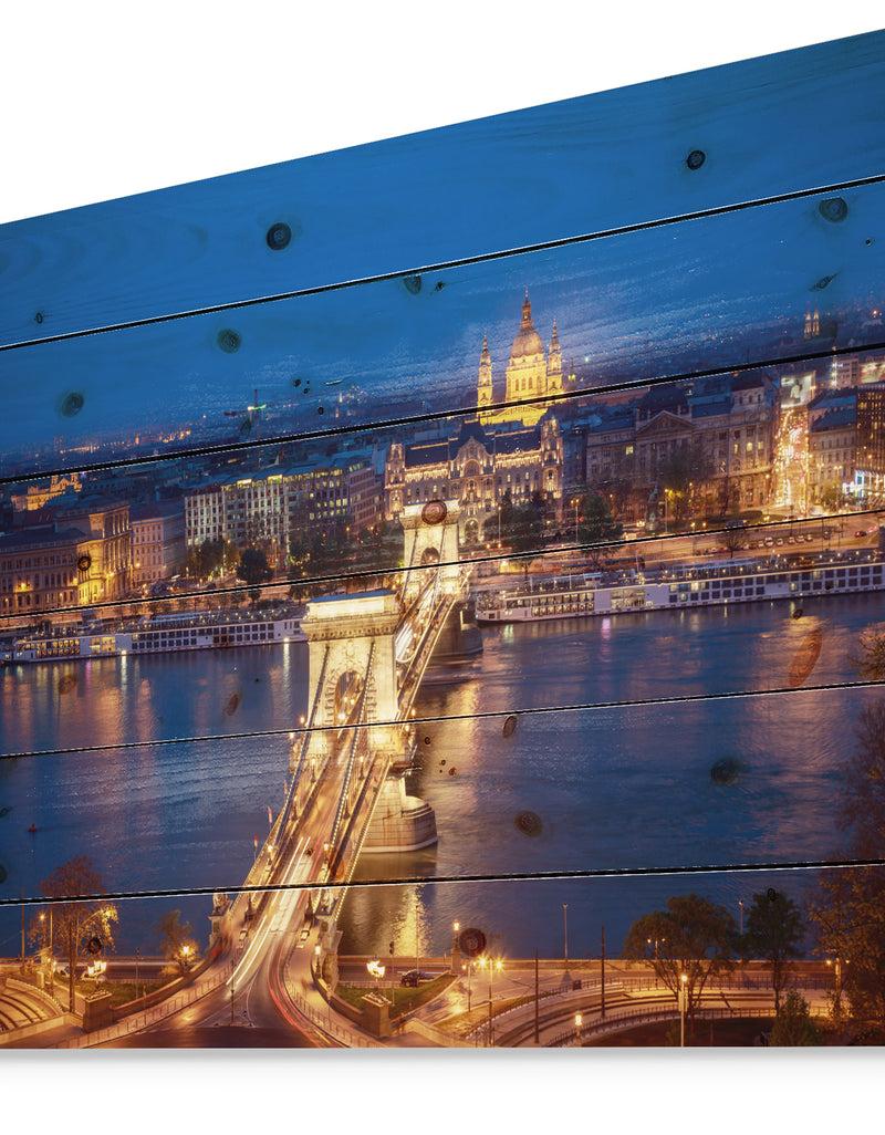 DesignQ Illuminated Cain Bridge Budapest - Cityscape Print On Natural Pine Wood